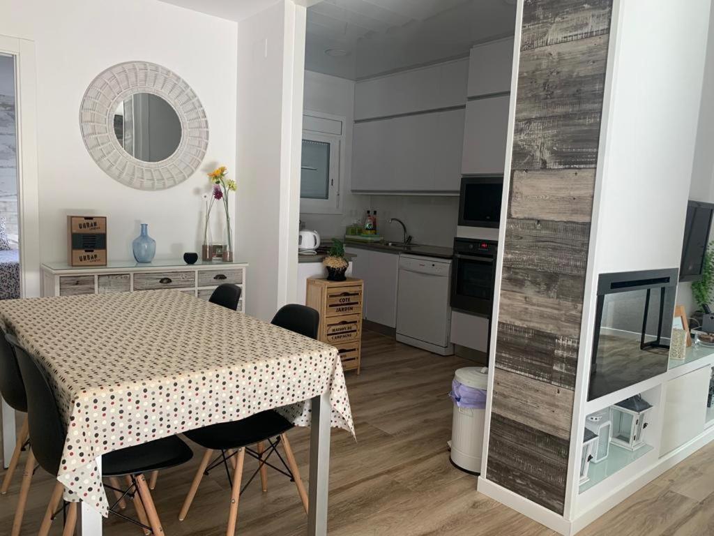 Lovely House Near The Beach Calafell Exteriör bild